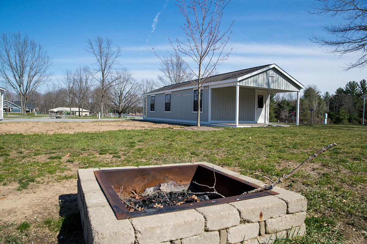 fire_pit_with_cabin